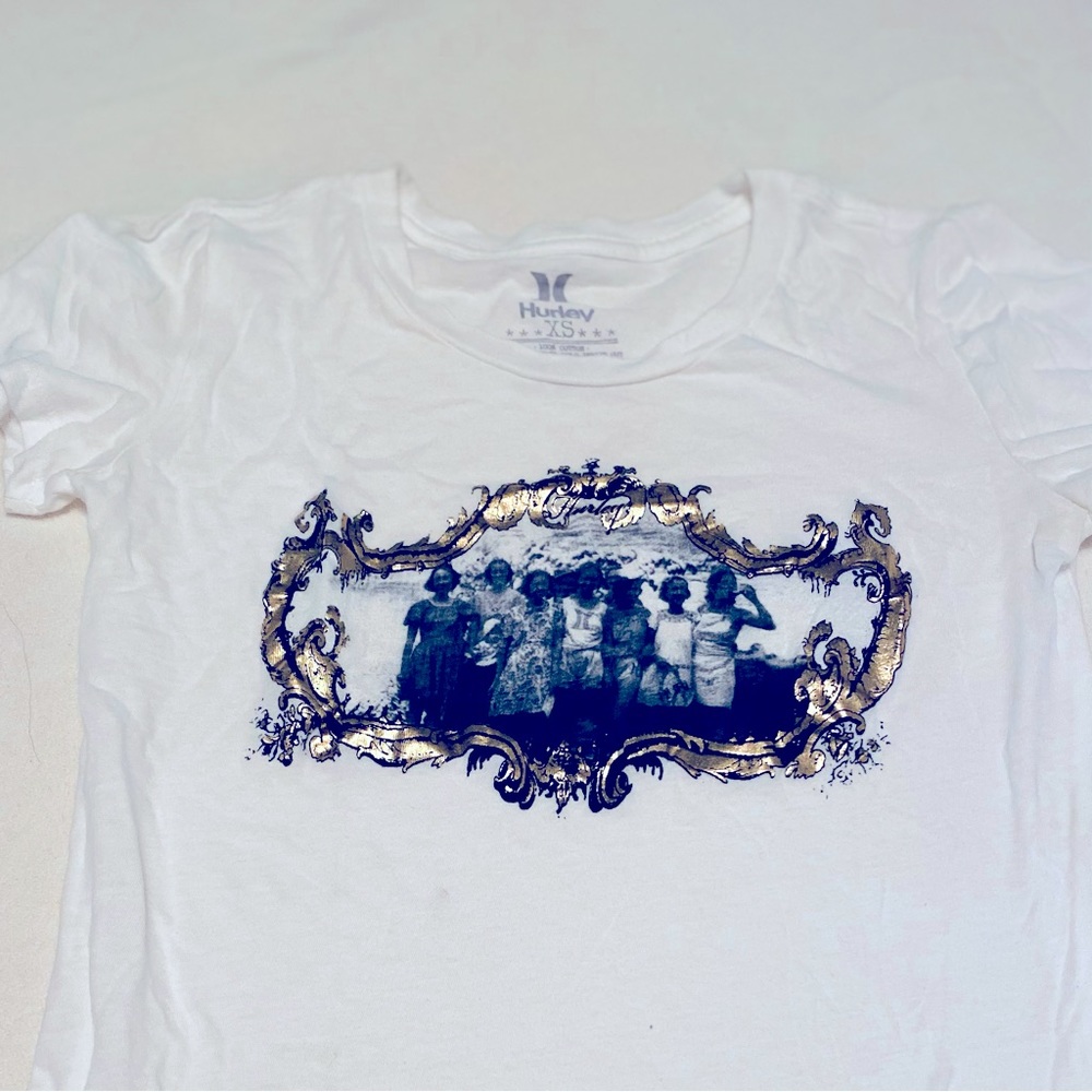 Hurley T Shirt XS